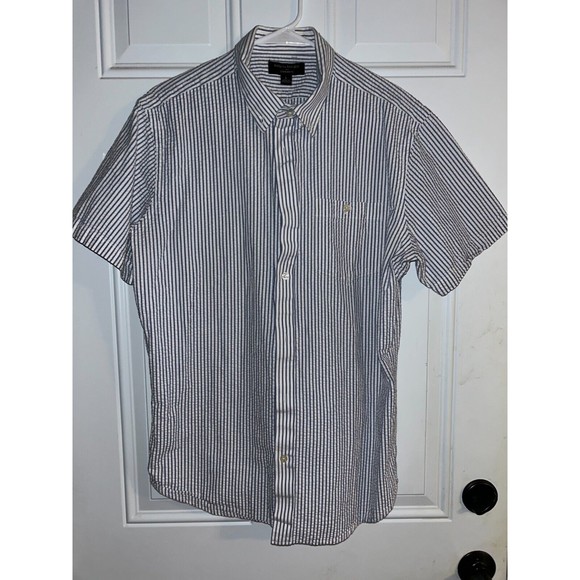 Banana Republic Seersucker Mens Sz L Standard Fit Blue Stripe Short Sleeve Shirt - Picture 3 of 7